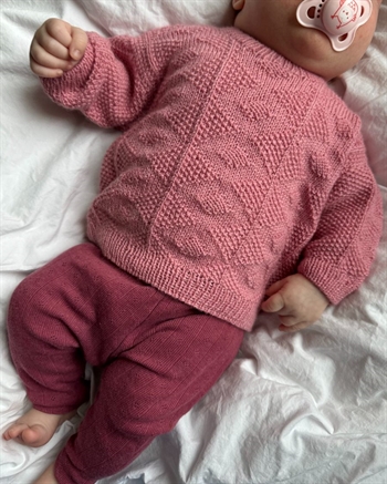 ESTHER SWEATER BABY fra PetiteKnit