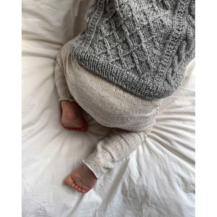 Moby Slipover Baby fra PetiteKnit