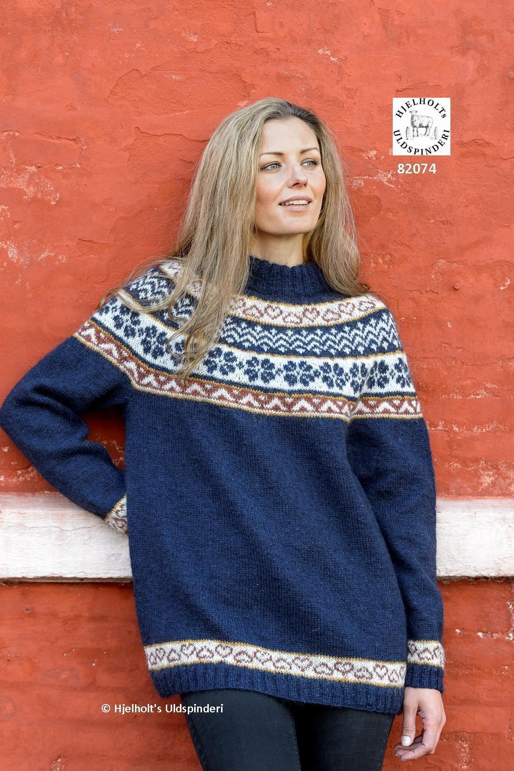 Sweater med og rundt bærestykke fra Hjelholt