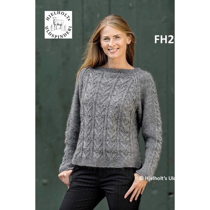 Hjerterdame- sweater med hjertesnoninger fra Hjelholt