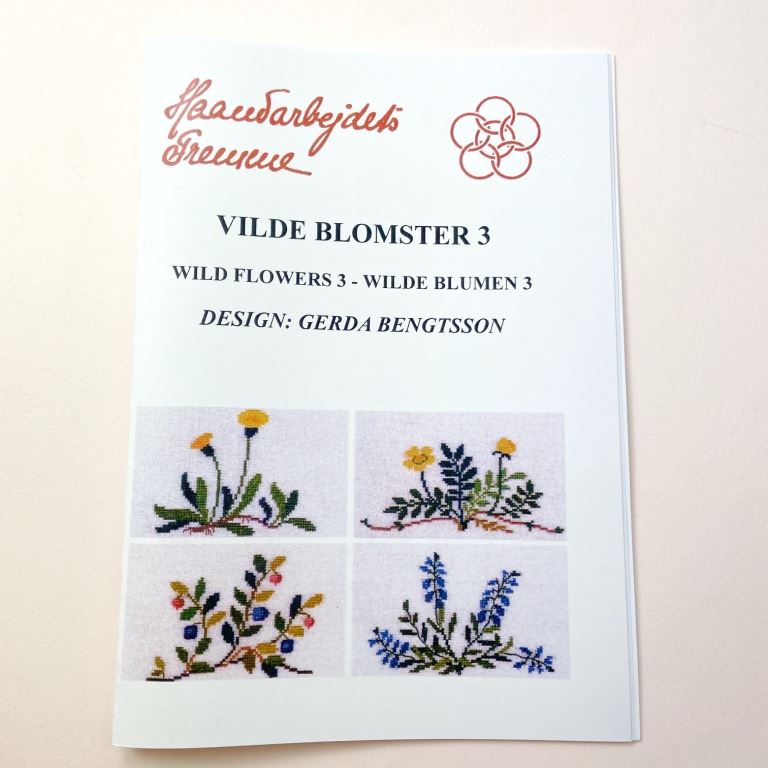 Vædde virkelighed lodret Vilde blomster 3. Gerda Bengtsson - Strik og broderi - garn, kits og  designs i Sommerfuglen